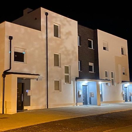 Penthouse West S Varaždin Exterior foto